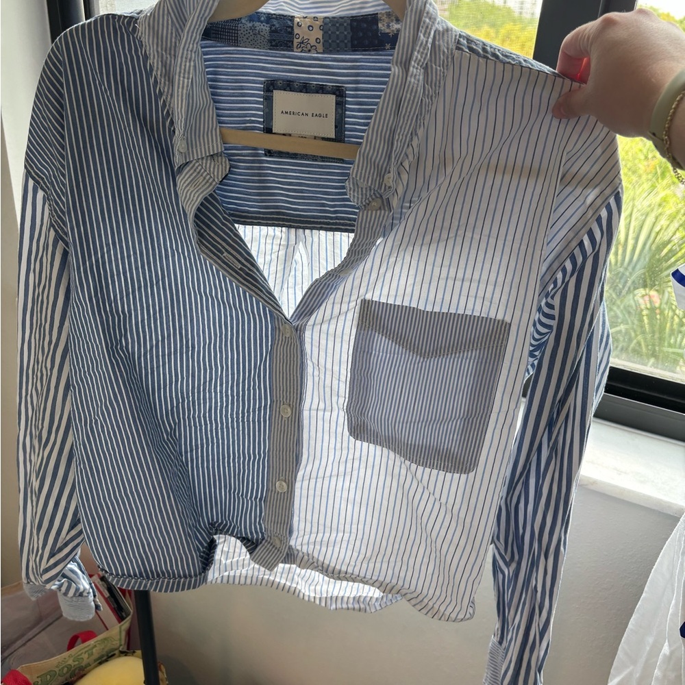 American Eagle Outfitters Blue and White Striped Button Down Shirt
